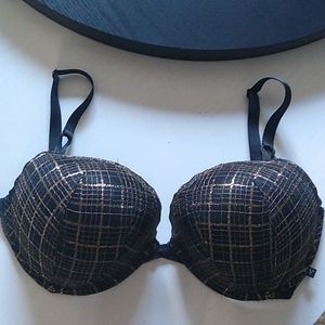 Victoria's Secret Black/Gold 38DDD Bra